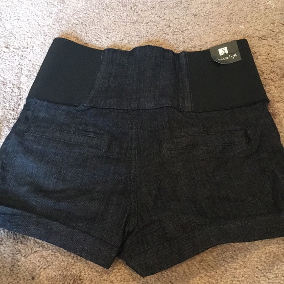 Shorts - Picture 2 of 2